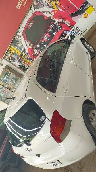 Toyota Vitz 2013 10