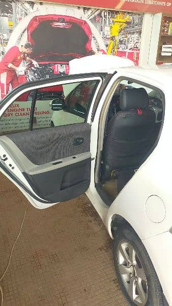 Toyota Vitz 2013 12