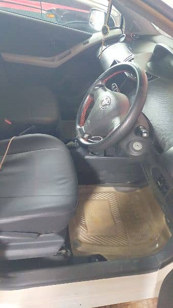 Toyota Vitz 2013 15