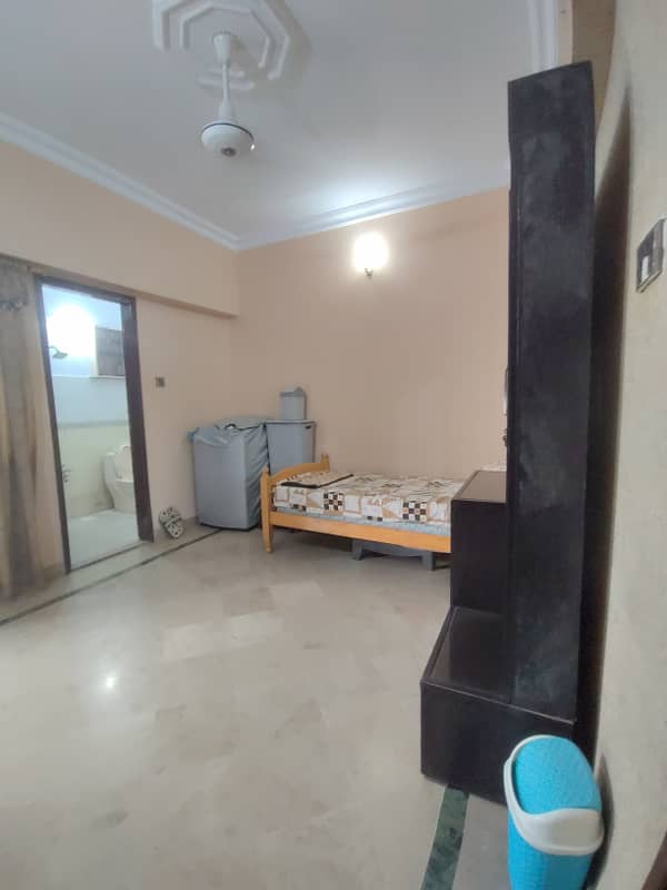 3 BED DD FLAT FOR SALE IN GULSHAN E IQBAL BLOCK 13D2 2