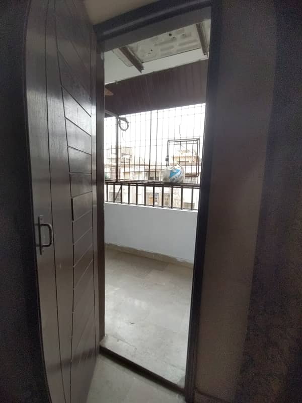 3 BED DD FLAT FOR SALE IN GULSHAN E IQBAL BLOCK 13D2 3