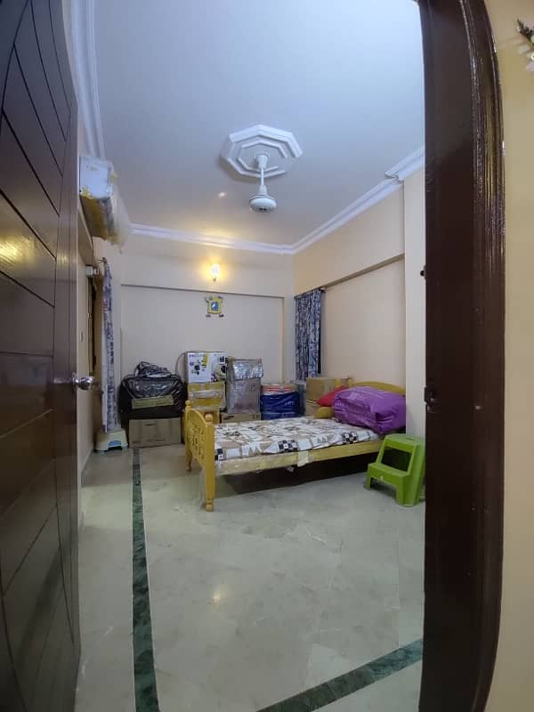 3 BED DD FLAT FOR SALE IN GULSHAN E IQBAL BLOCK 13D2 18