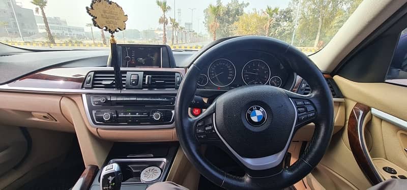 BMW 3 Series 2013 12