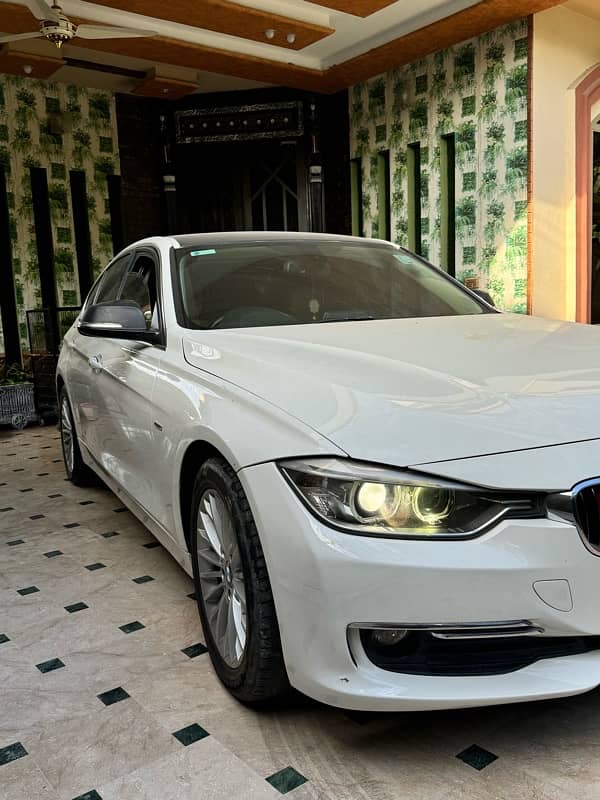 BMW 3 Series 2013 17