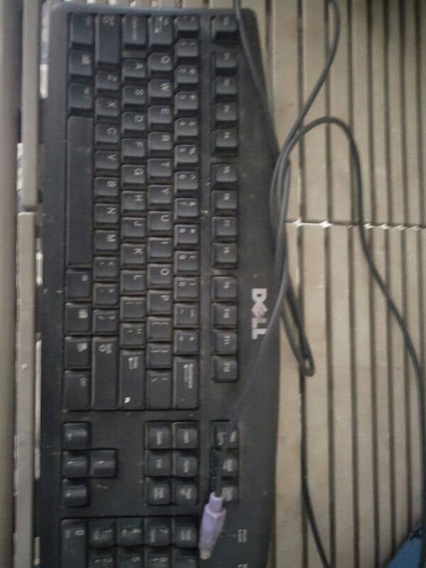 Dell keyboard with mouse 0