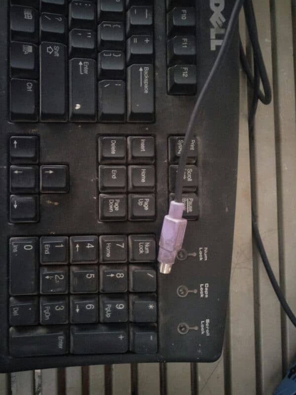 Dell keyboard with mouse 1