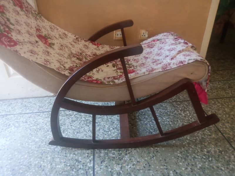 Rocking chair best quality 4