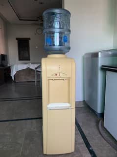 Water Dispenser