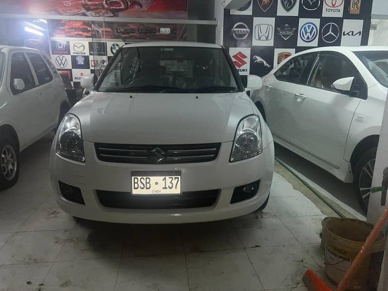 SUZUKI SWIFT DLX AUTOMATIC 2020 0