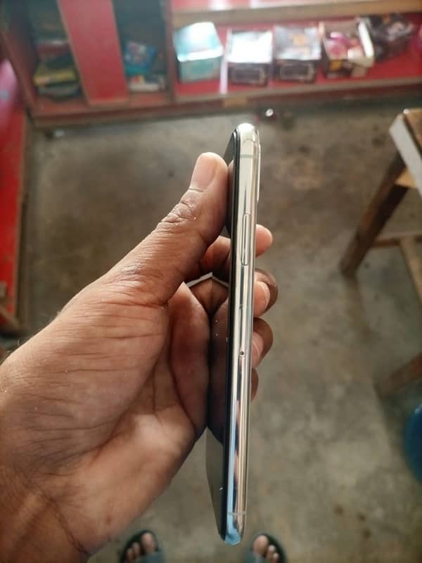 iPhone X pta approved 5