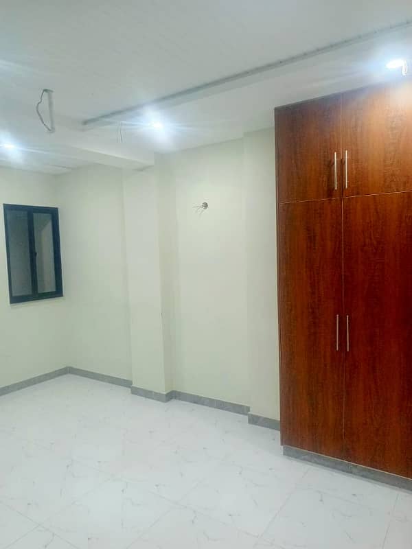 1 Bed Apartments For Rent For Etihad Town Lahore Phase 1 4