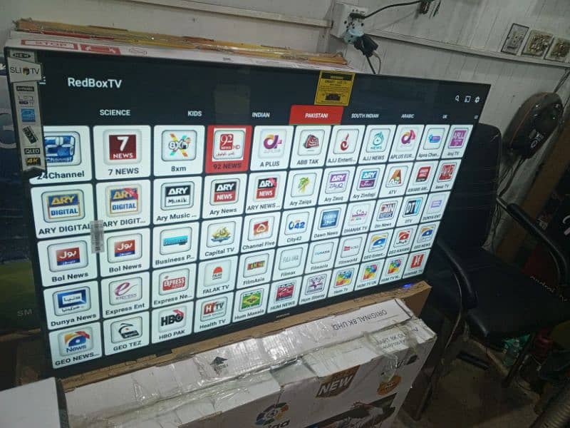 43,,inch Samsung Smart 8k UHD LED TV 3 years warranty O32271915O8 3