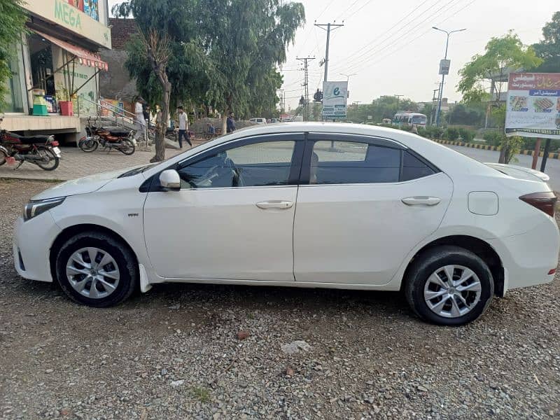 Toyota Corolla GLI 2015 16