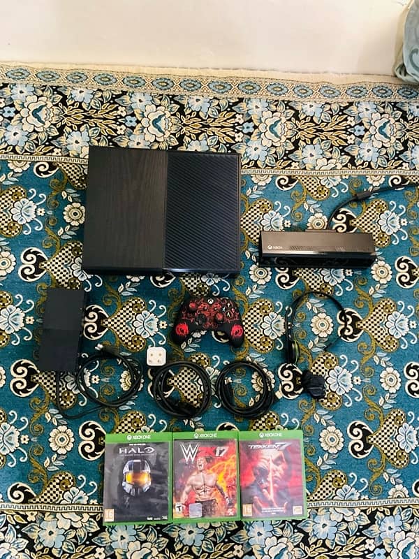 Xbox One Full Package for Sale New condition 4