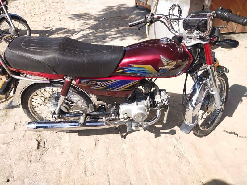 Honda CD 70 model 2021 all Punjab number urgent for sale 0