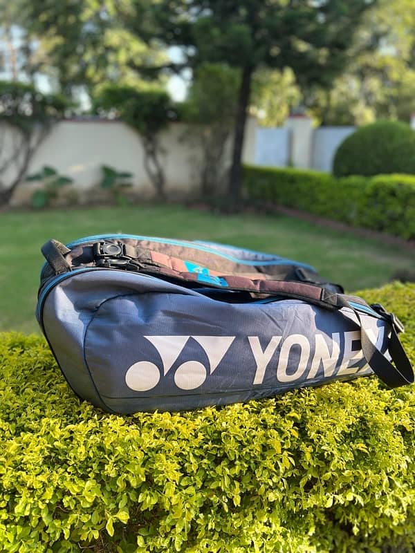 Yonex Tennis bag 1