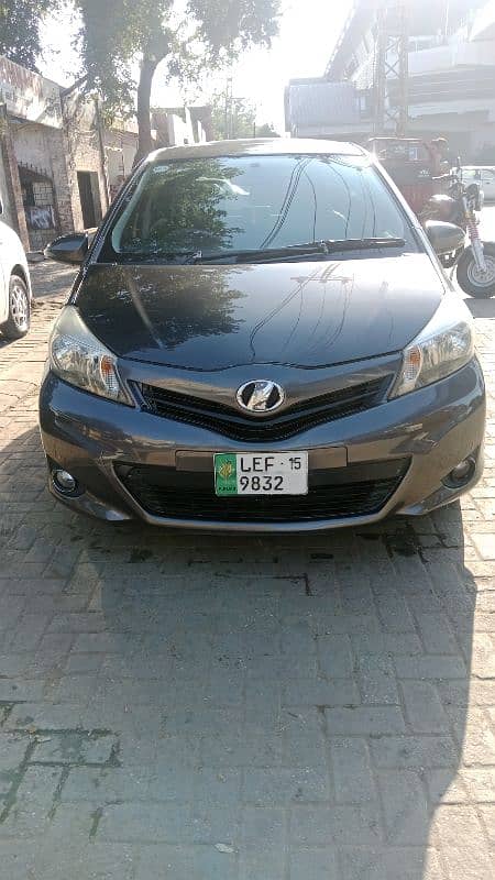 Toyota Vitz 2012 5