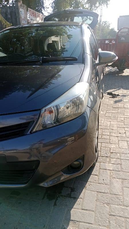 Toyota Vitz 2012 7