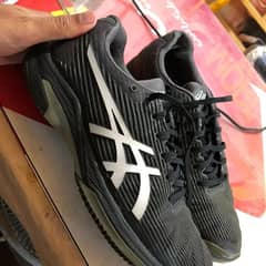 asics euro 39 condition premium