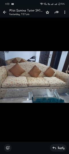 3+2+1 seater sofa with 6 cushions in nice condition