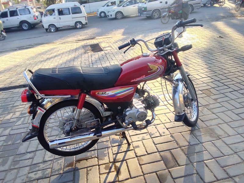 Honda CD 70 5