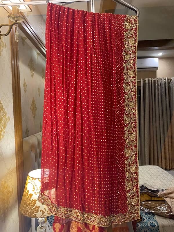 red bridal lehnga 3