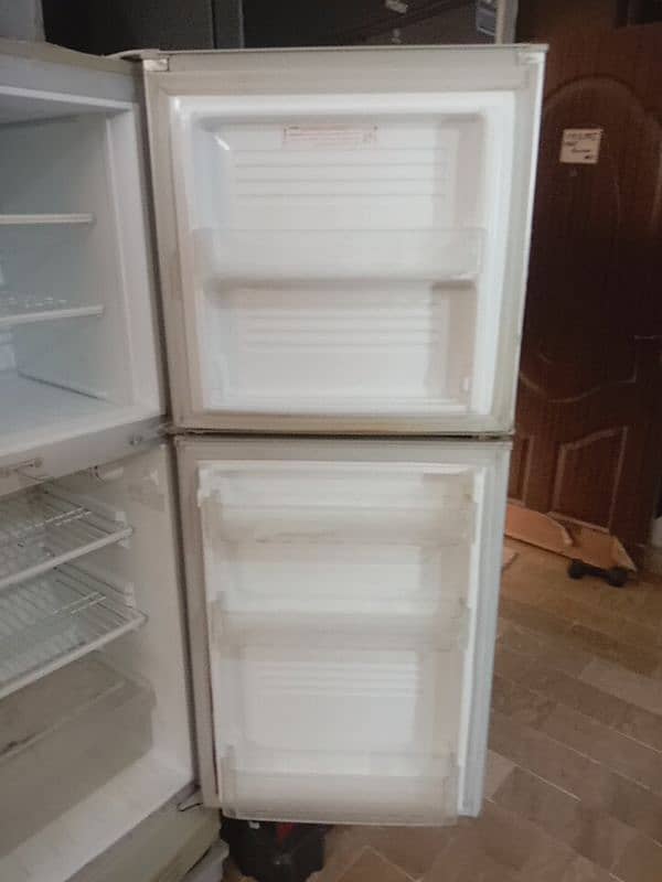 Pel Fridge for Sale Good Condition 5