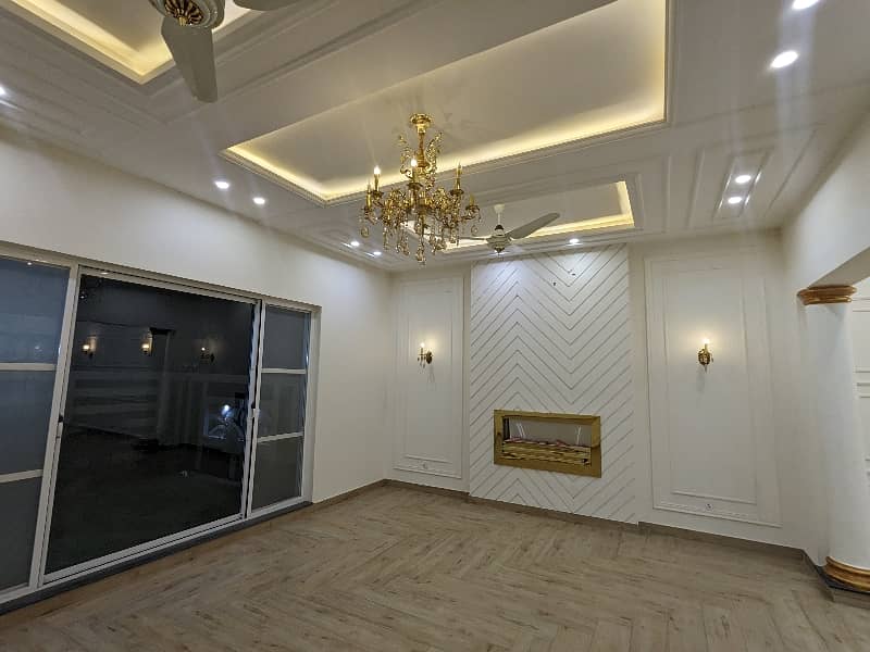 BRAND NEW VIP 1 KANAL Double Storey Double Unit Modern Stylish With Latest Accommodation Sami Commercial House Available For Sale In Main Boulevard Joher Town Lahore By Fast Property Services Lahore 26