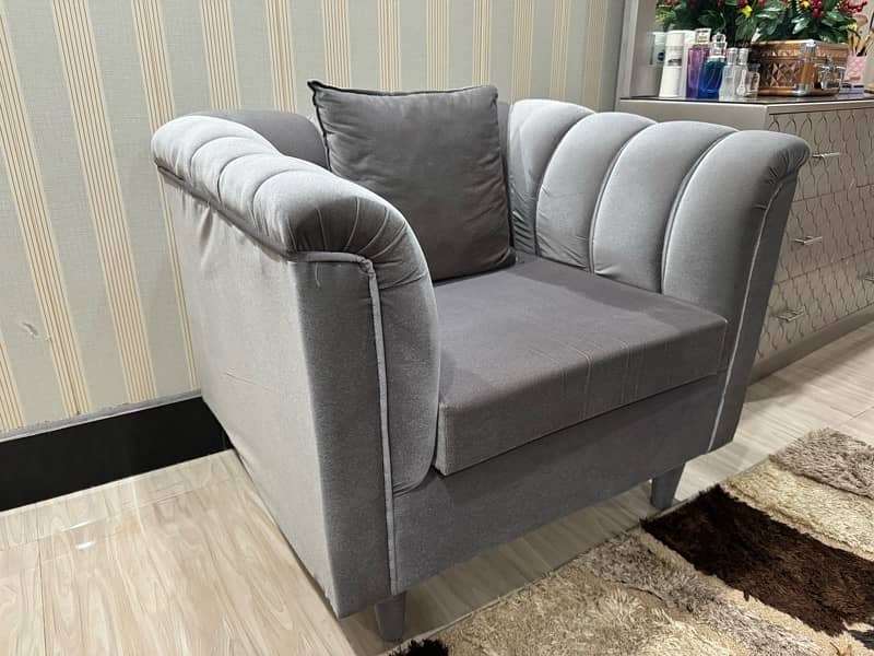 5 seater sofa 3