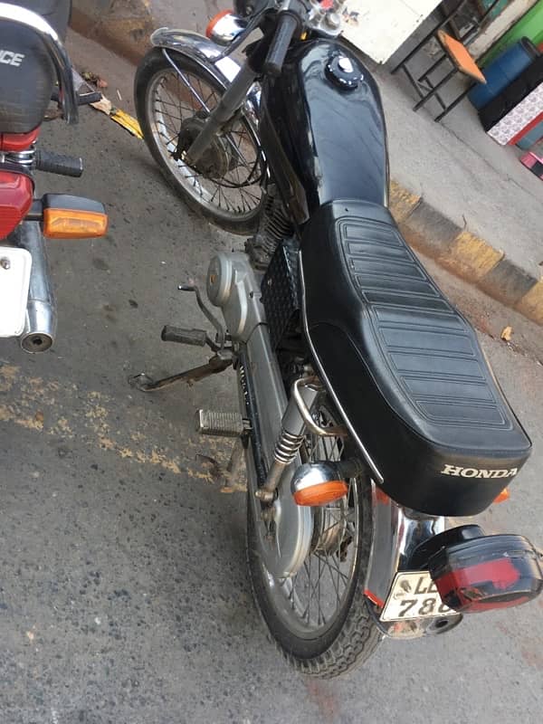 Honda 125 2013 786 Number 3