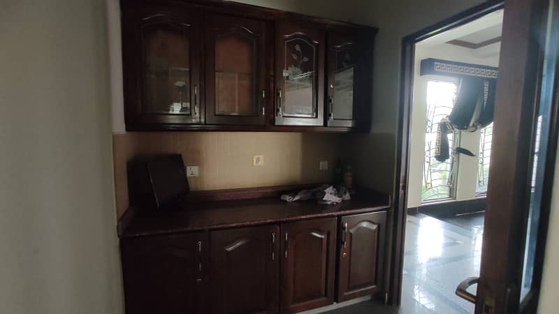 27 Marla Lower Portion Separate Gate Available For Rent 20