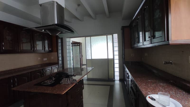 27 Marla Lower Portion Separate Gate Available For Rent 21