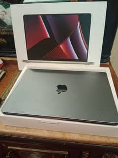 MacBook pro m2 2023  air M3 15inch