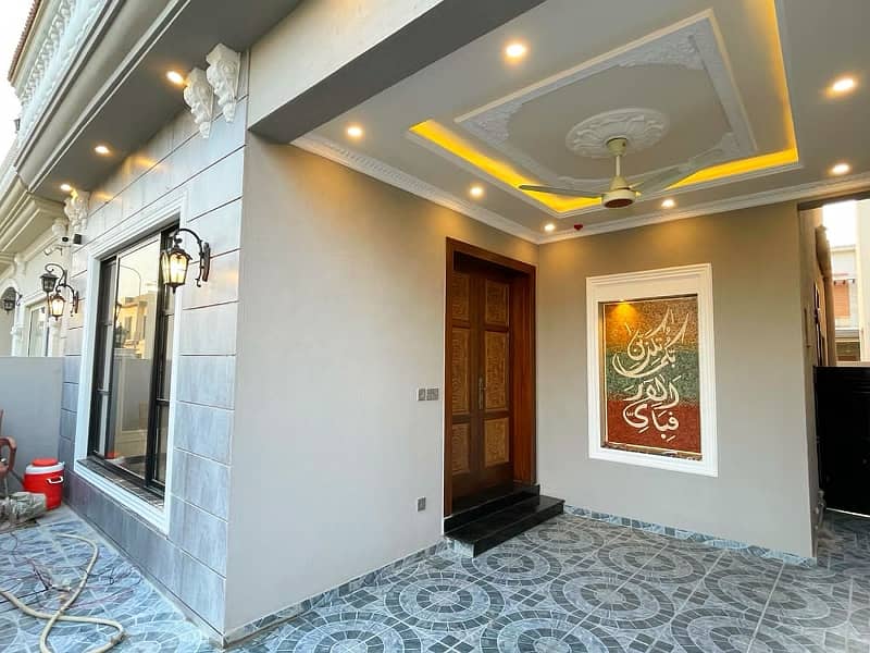 5 Marla Luxury House Available For RENT In DHA Phase 9 Town Lahore 3