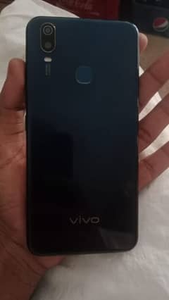 Vivo y 11