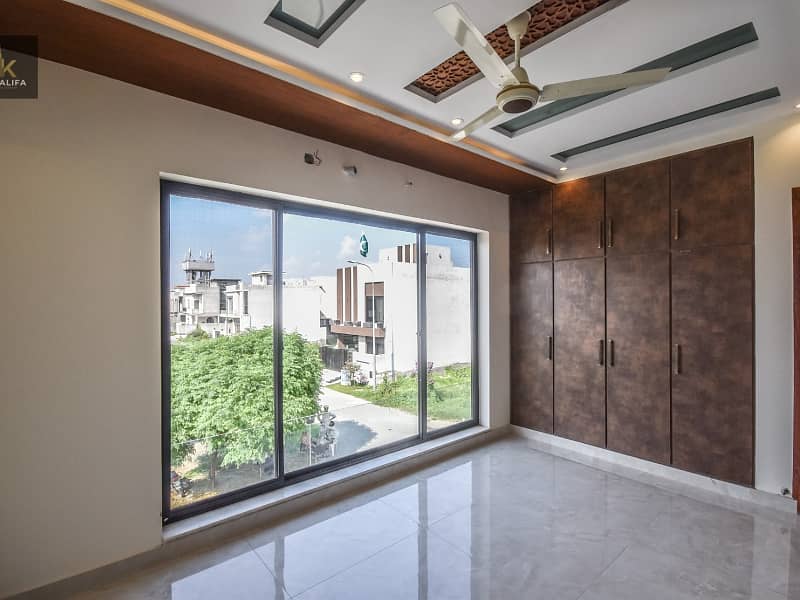 5 Marla Luxury House Available For RENT In DHA Phase 9 Town Lahore 3