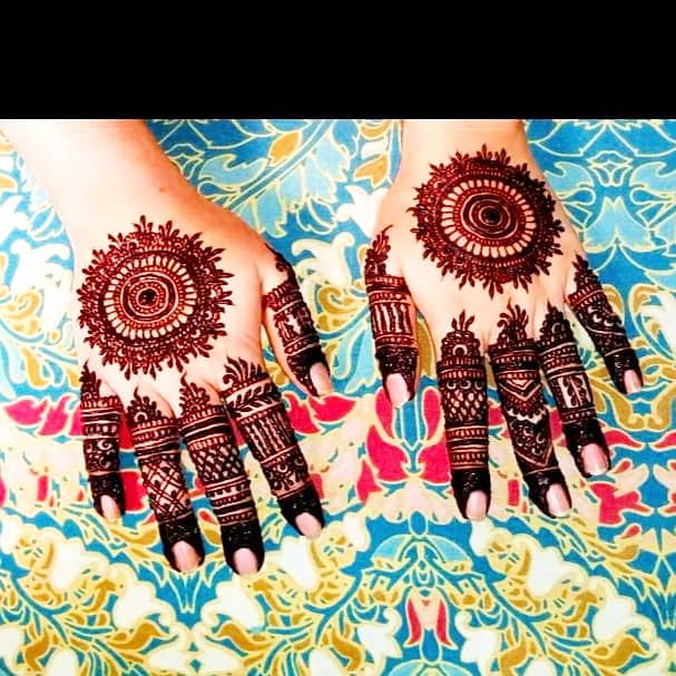 Bridal Mehndi Designs|Customised Dress Matching Mehndi Design 1