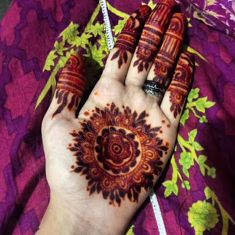 Bridal Mehndi Designs|Customised Dress Matching Mehndi Design 8