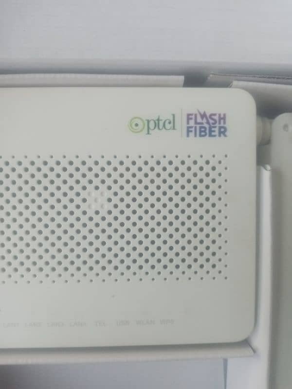 PTCL FLASH FIBER MODEM 0