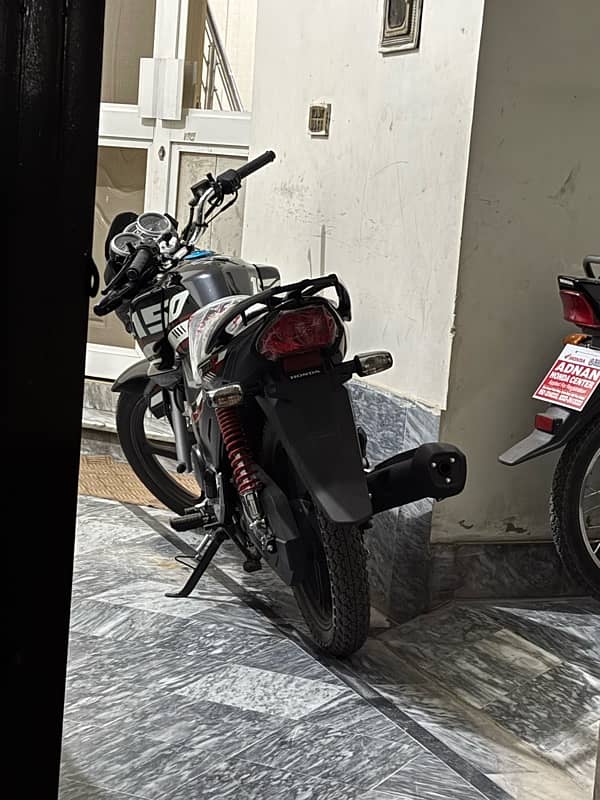 Honda CB 150F Brandnew 2