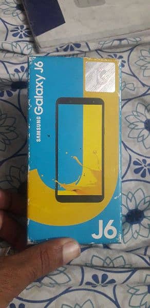 Samsung J6 blue 4