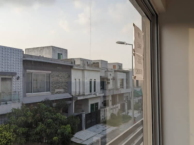 5 Marla Luxury House Available For RENT In DHA Phase 9 Town Lahore 24