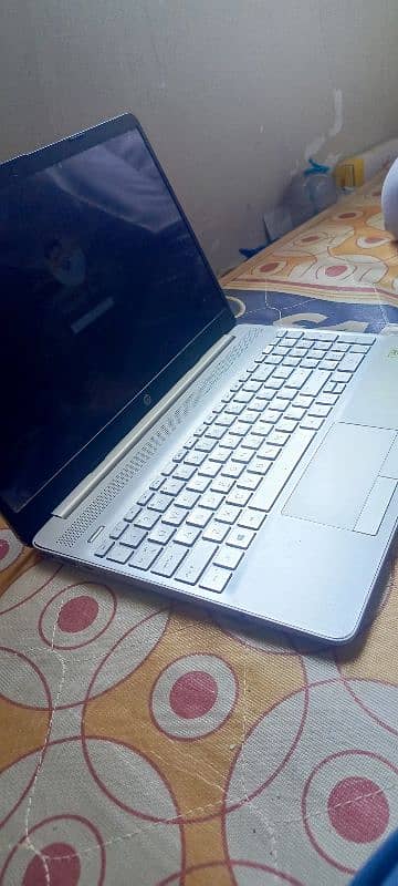 HP core i5 10 generation 6