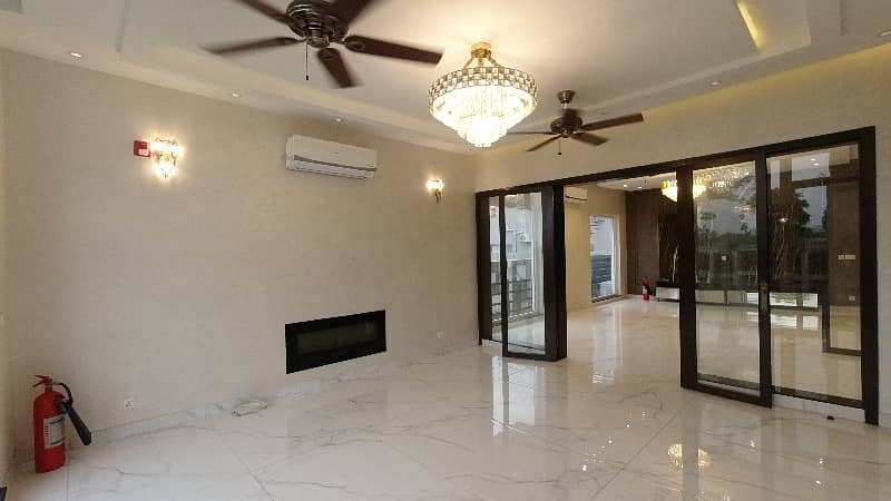 1 Kanal House In DHA Phase 6 - Block N Is Available For sale 2