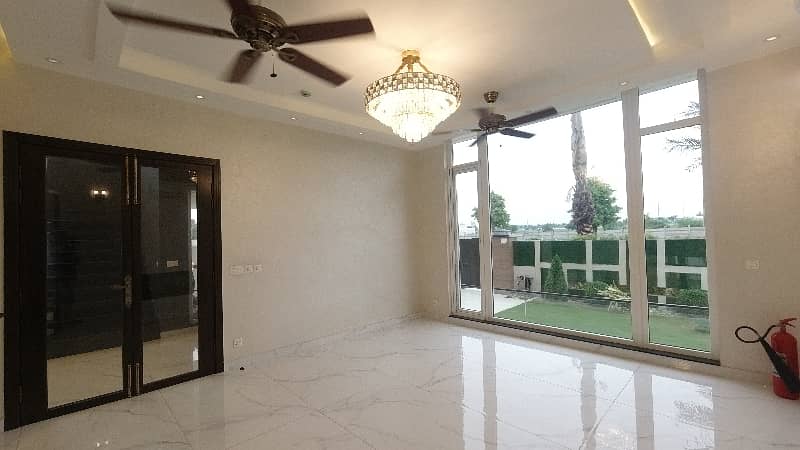 1 Kanal House In DHA Phase 6 - Block N Is Available For sale 6