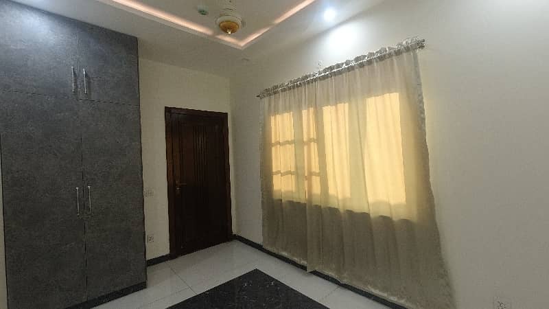 Ideal House For sale In DHA Phase 7 - Block X 25