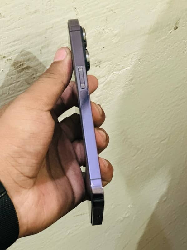 i phone 14 pro hk model 1