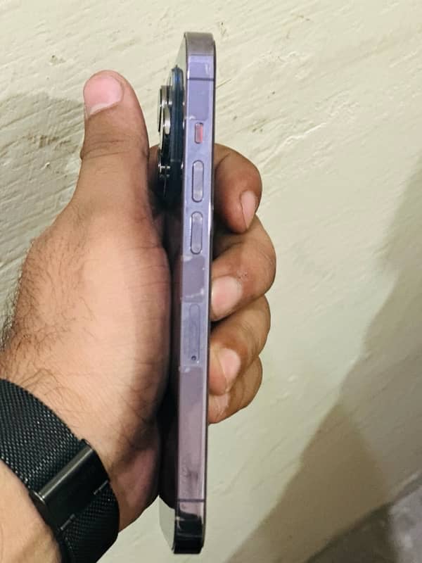 i phone 14 pro hk model 4