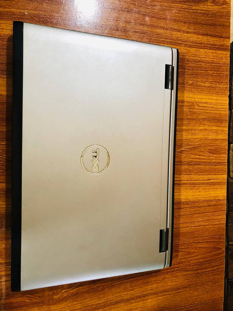 Laptop Dell i3 2nd generation 5