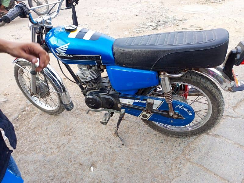 Honda CG 125 . . 1997 HYD No 3